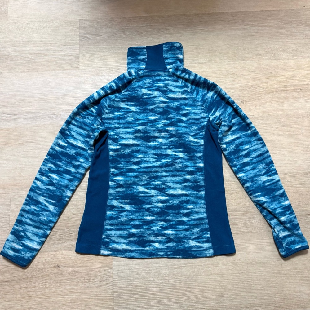 Columbia Women’s Lightweight 1/4 Zip Fleece Pullover in Blue Geometric Pattern - Picture 7 of 10